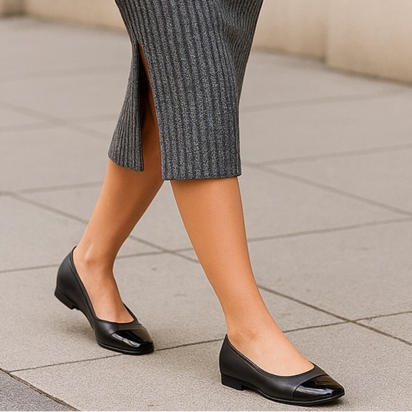 DV by Dolce Vita Malanie Black Toe Cap Ballet Flats | Size 9 | New With Box - Picture 2 of 12